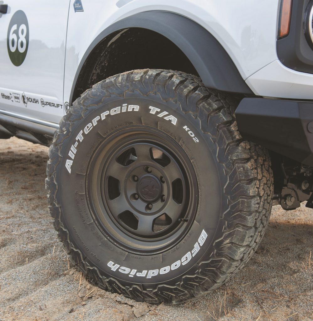 summit racing project baja bronco wheel and tire combo