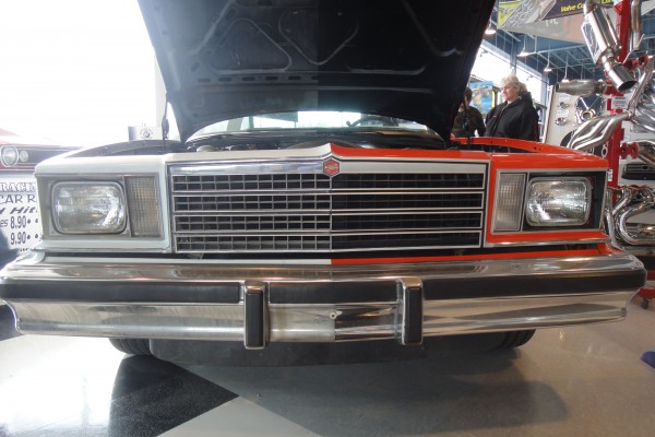 duplicolor custom el camino paint demo car, front grille