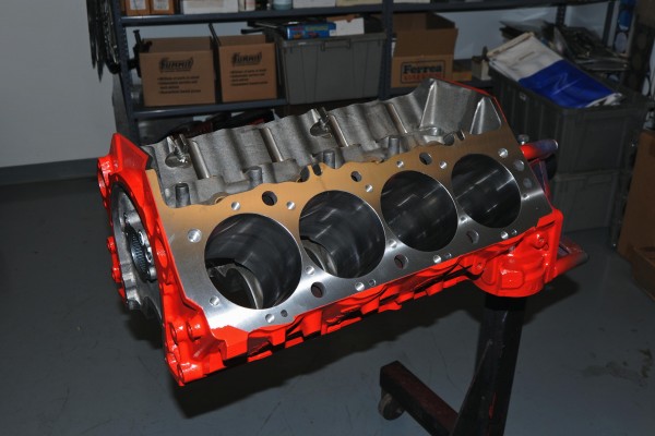 565 Dart Big M engine block on stand