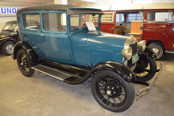 1928 ford model a coupe