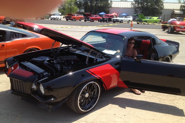 Black and red Camaro at Goodguys