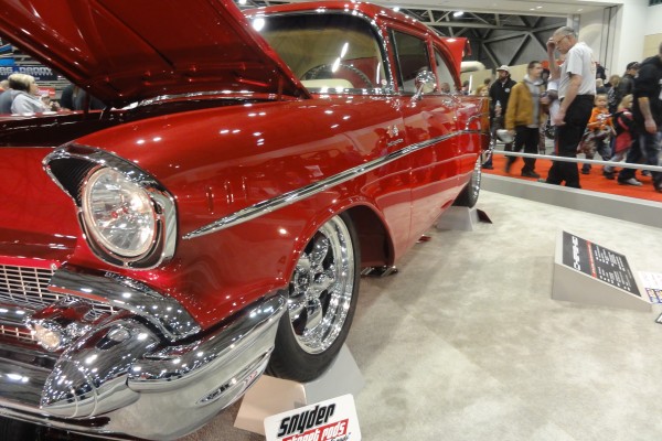 fender body line view of a 1957 chevy post coupe