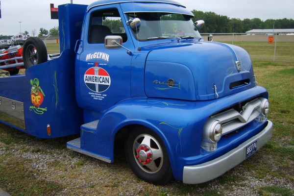 1955 C-500 Ford Flatbed rollback race car transport