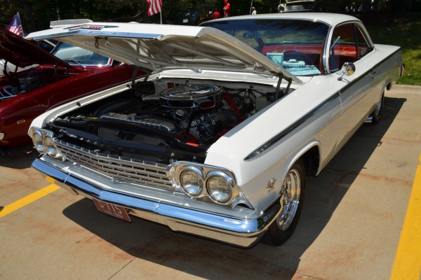 white 1962 chevy impala bubbletop coupe