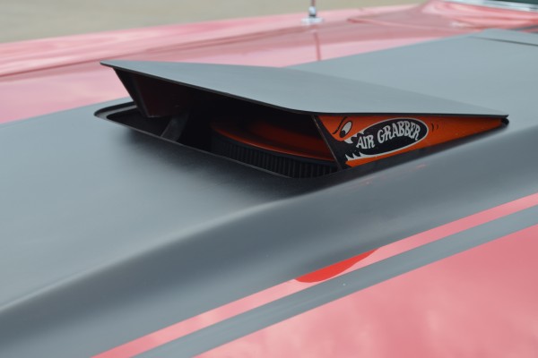 close up of air grabber hood on a 1970 plymouth gtx coupe