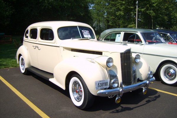 1940 Packard 120