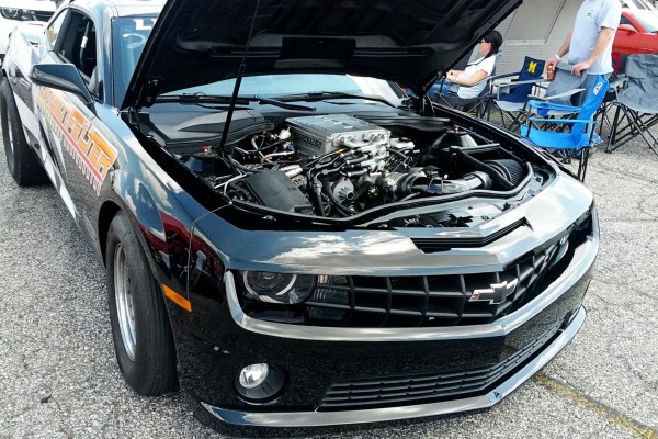 Camaro5 Fest. Black Camaro Engine
