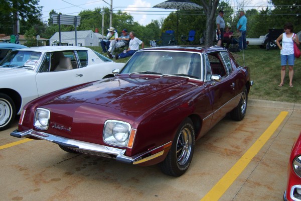 Studebaker avanti coupe