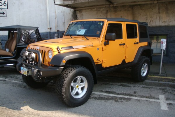 Orange Jeep Wrangler Unlimited