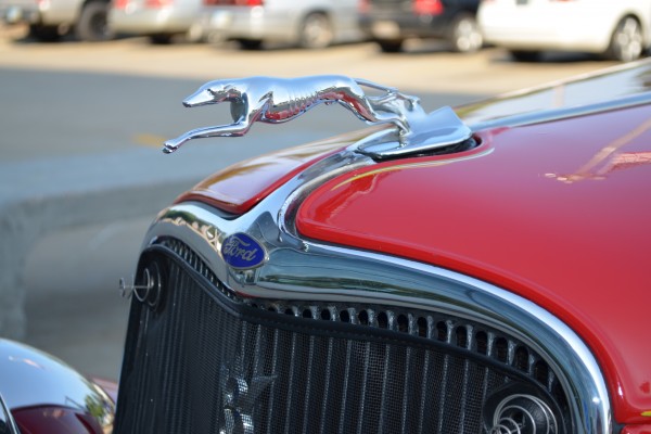 1933 Ford, greyhound hood ornament