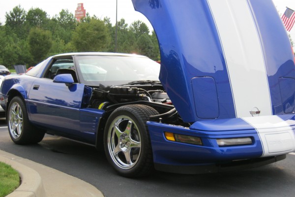 Blue C4 Corvette Grand Sport with white racing stripe