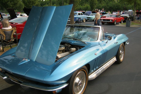 Blue C-2 Corvette