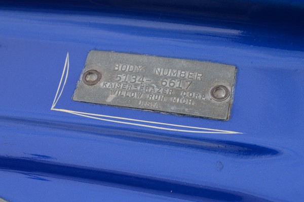 1951 Henry J, badge close up