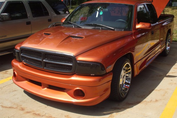 customized dodge dakota sport truck