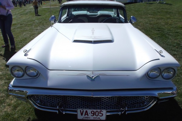 1958 Ford Thunderbird