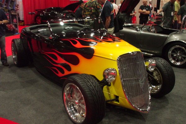 1932 ford hot rod on display at 2012 SEMA show