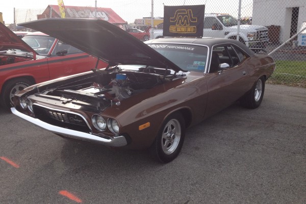 Brown Dodge Challenger