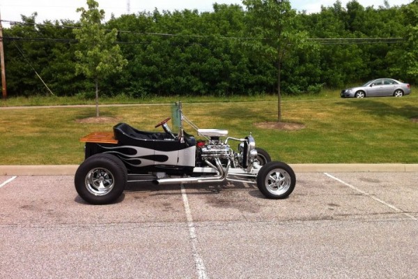 1923 Ford Model T Pickup, side