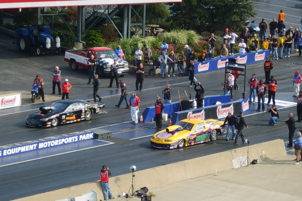 drag racers in ADRL