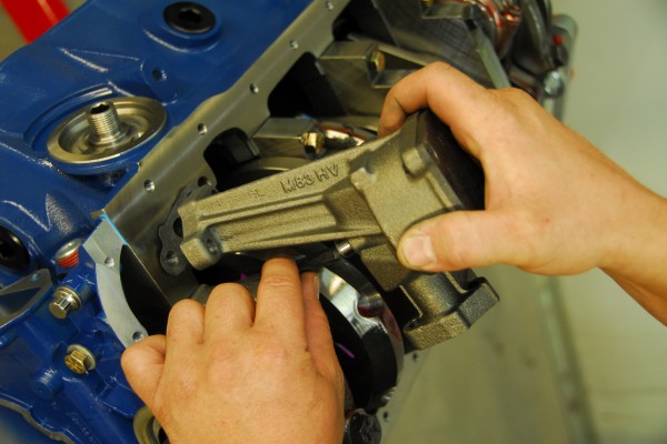 fitting a ford engine with an oil pump