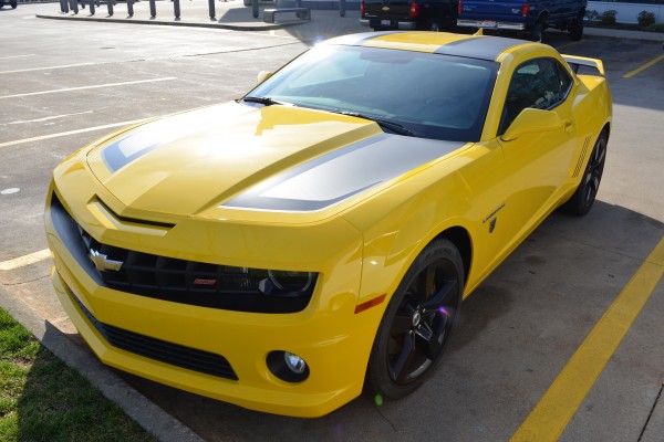 yellow and black 5th gen chevy camaro