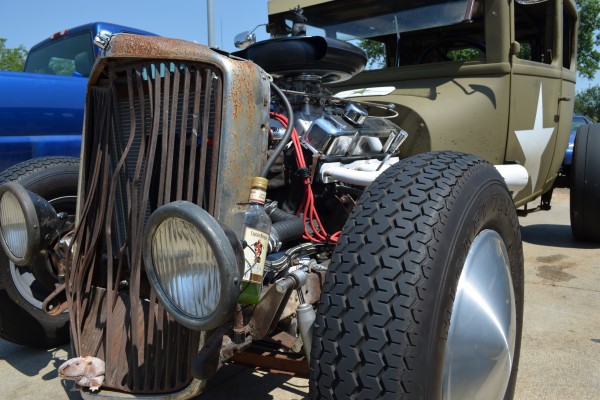 close up of busted grille on a 1924 Rat Rod