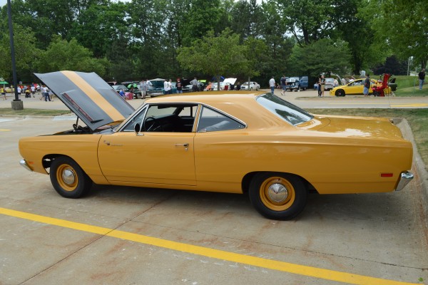 side view of a 1969 Plymouth road runner coupe