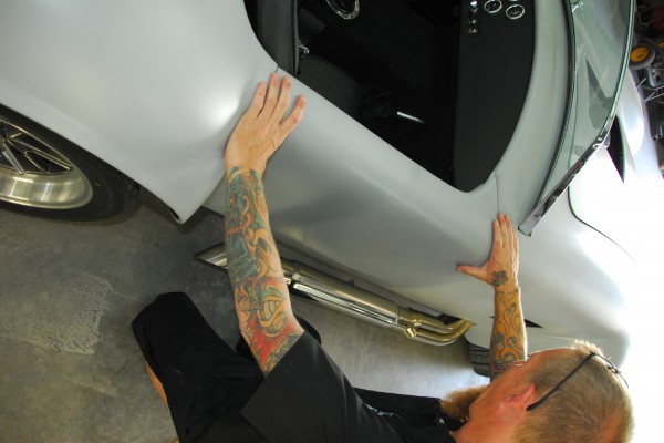 fitting a door onto a cobra kit car
