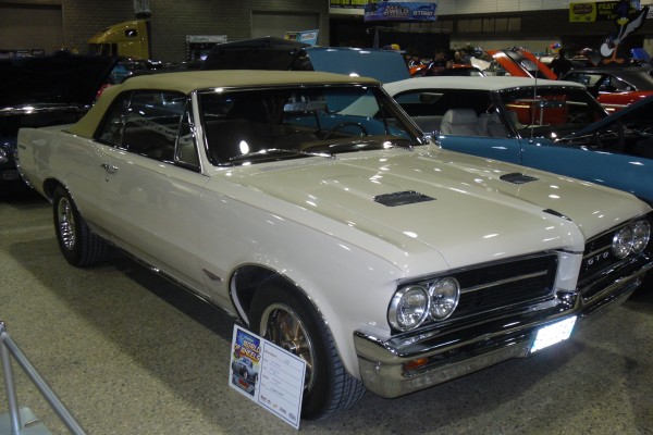 white 1964 pontiac gto convertible