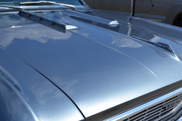 hood vents on a 1966 Chevy Chevelle ss
