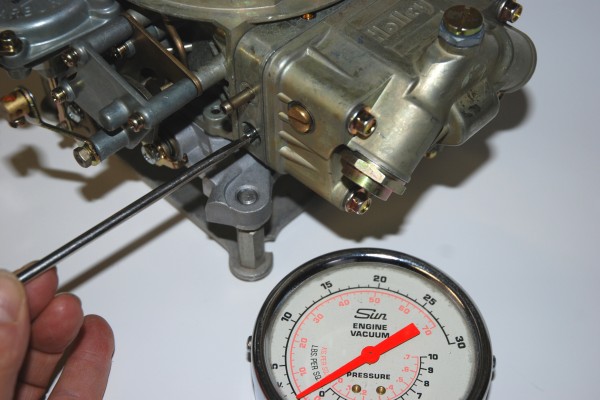 Adjusting Idle Mixture
