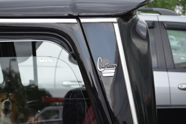 1963 GMC Fenderside, close up on custom emblem