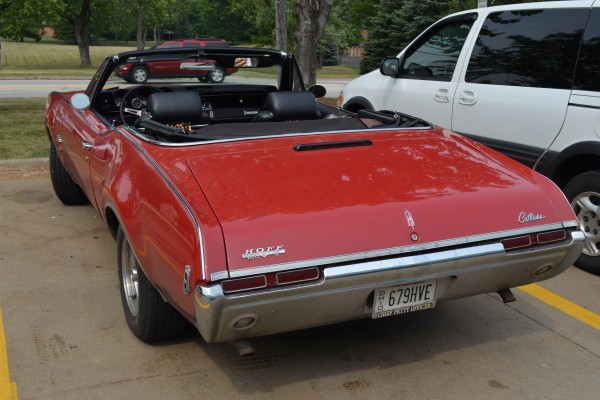 1968 Oldsmobile Cutlass S convertible, rear bumper and trunk