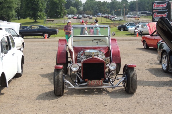 ford t bucket hot rod roadster