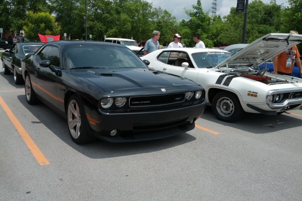 dodge challenger srt late model coupe