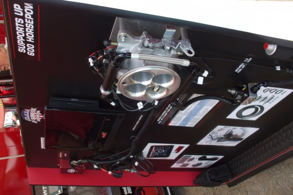 edelbrock e street efi display at automotive trade show