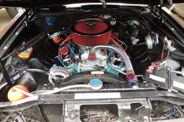 Mopar v8 engine in a vintage muscle car