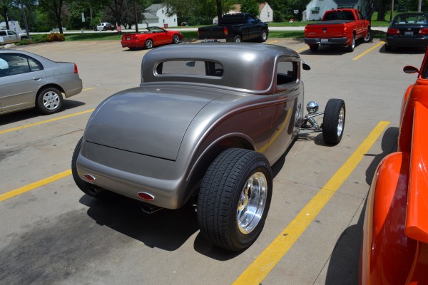1932 ford hot rod, rear