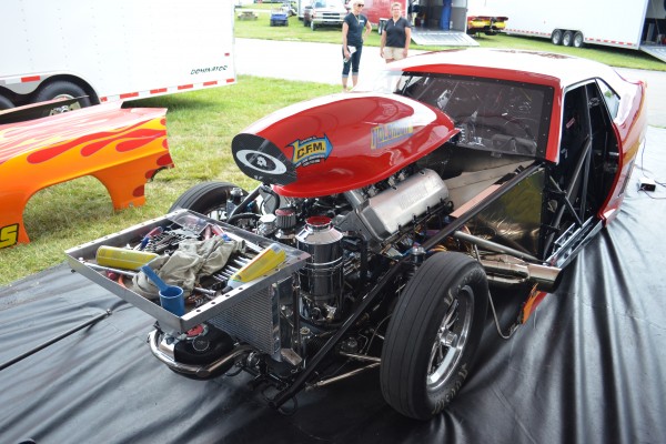 pro stock style hood scoop on a sportsman racer