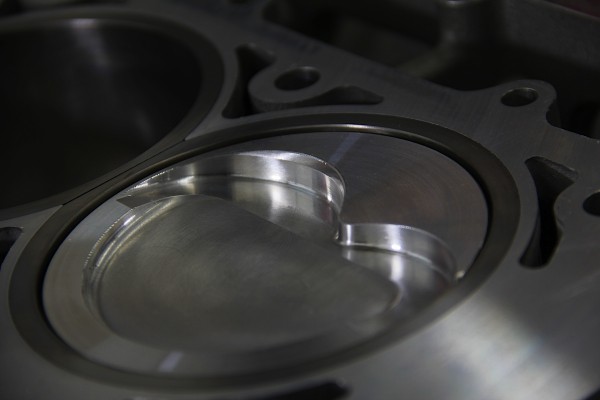 valve reliefs on head of wiseco pistons