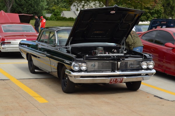 1962 pontiac catalina coupe at a car show
