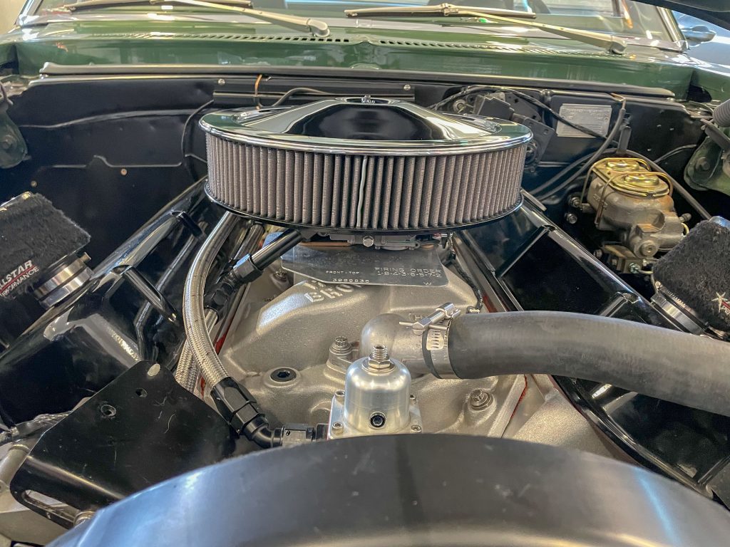 Air Cleaner on Big Block Chevy in 1969 Nova