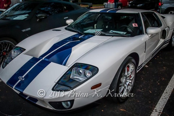 blue-on-white ford gt modern supercar