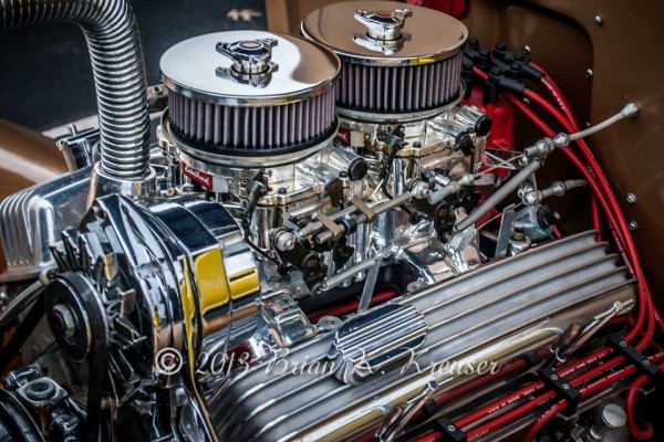 close up of a v8 engine in a hot rod