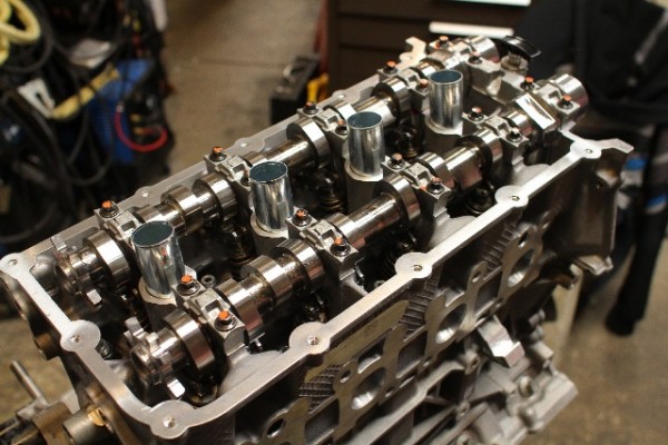 ford coyote cylinder head