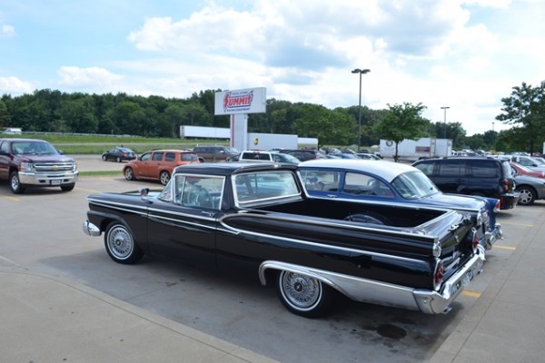 Mercury Meteor cloned into a ford ranchero at summit racing