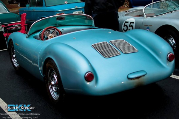 rear view of a porsche speedster spyder