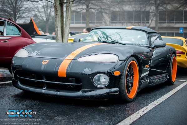Dodge viper RT10 with custom paint