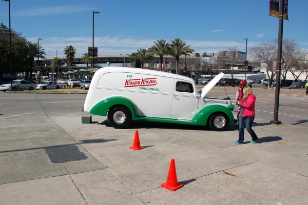 Vintage krispy kreme doughnuts panel delivery truck