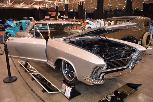 vintage buick riviera coupe show car
